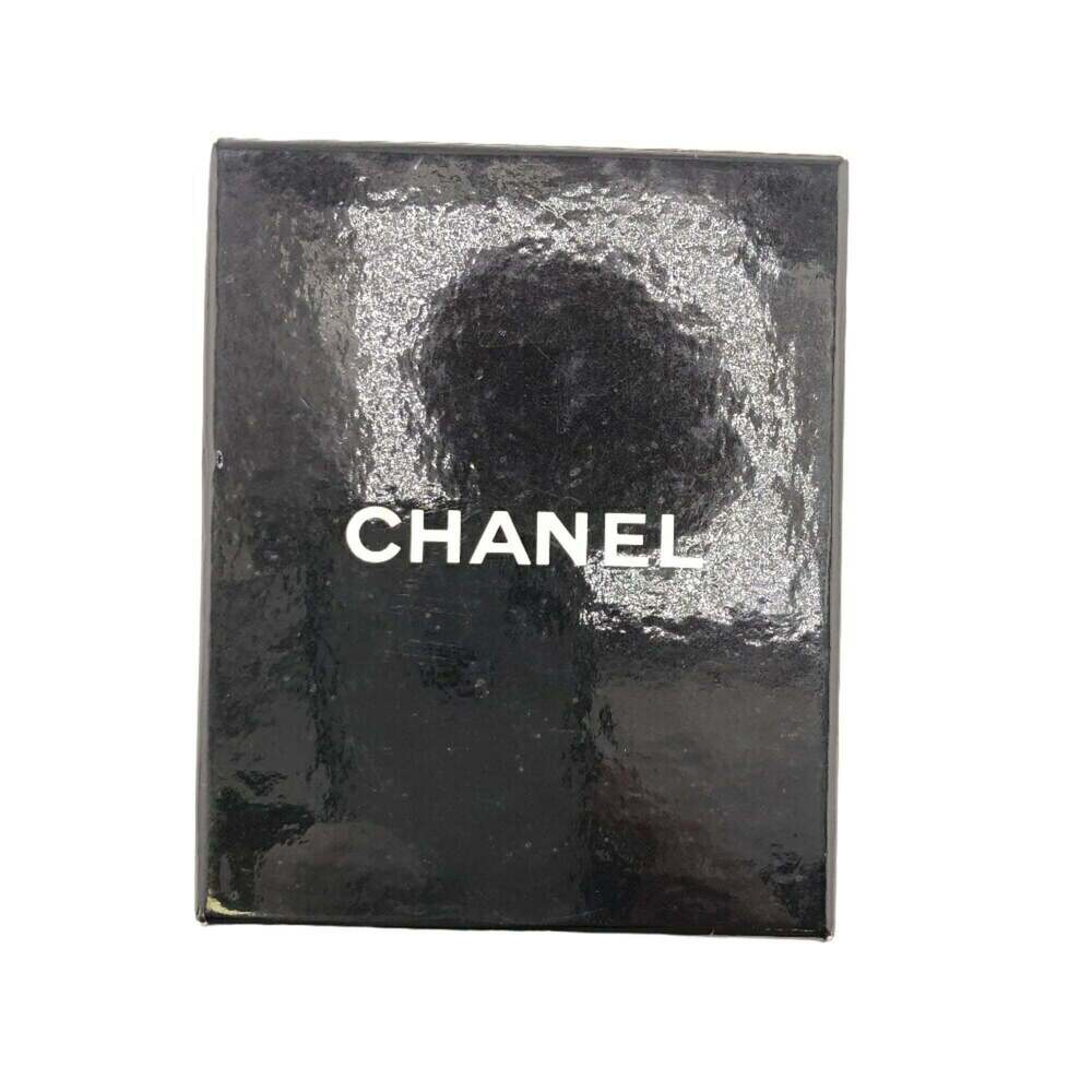 CHANEL Authentic Gold Brooch - Picture 11 of 11